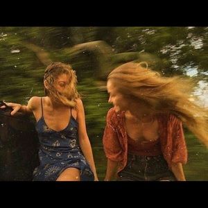 Meet your Posher, Flying Opal